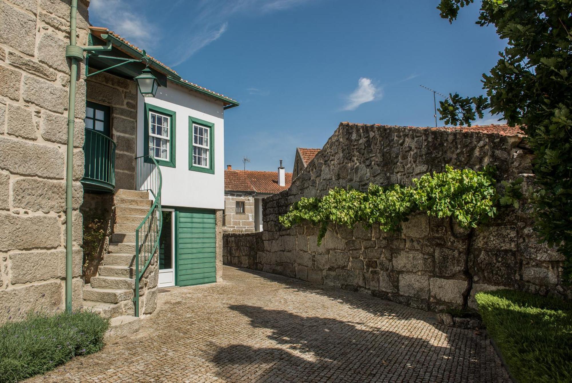 فندق Casas Do Lupo نيلاس المظهر الخارجي الصورة